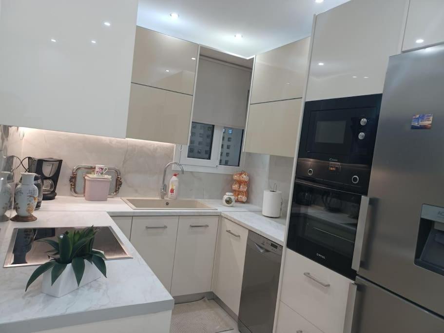Cozy Renovated Apartment Афины Экстерьер фото